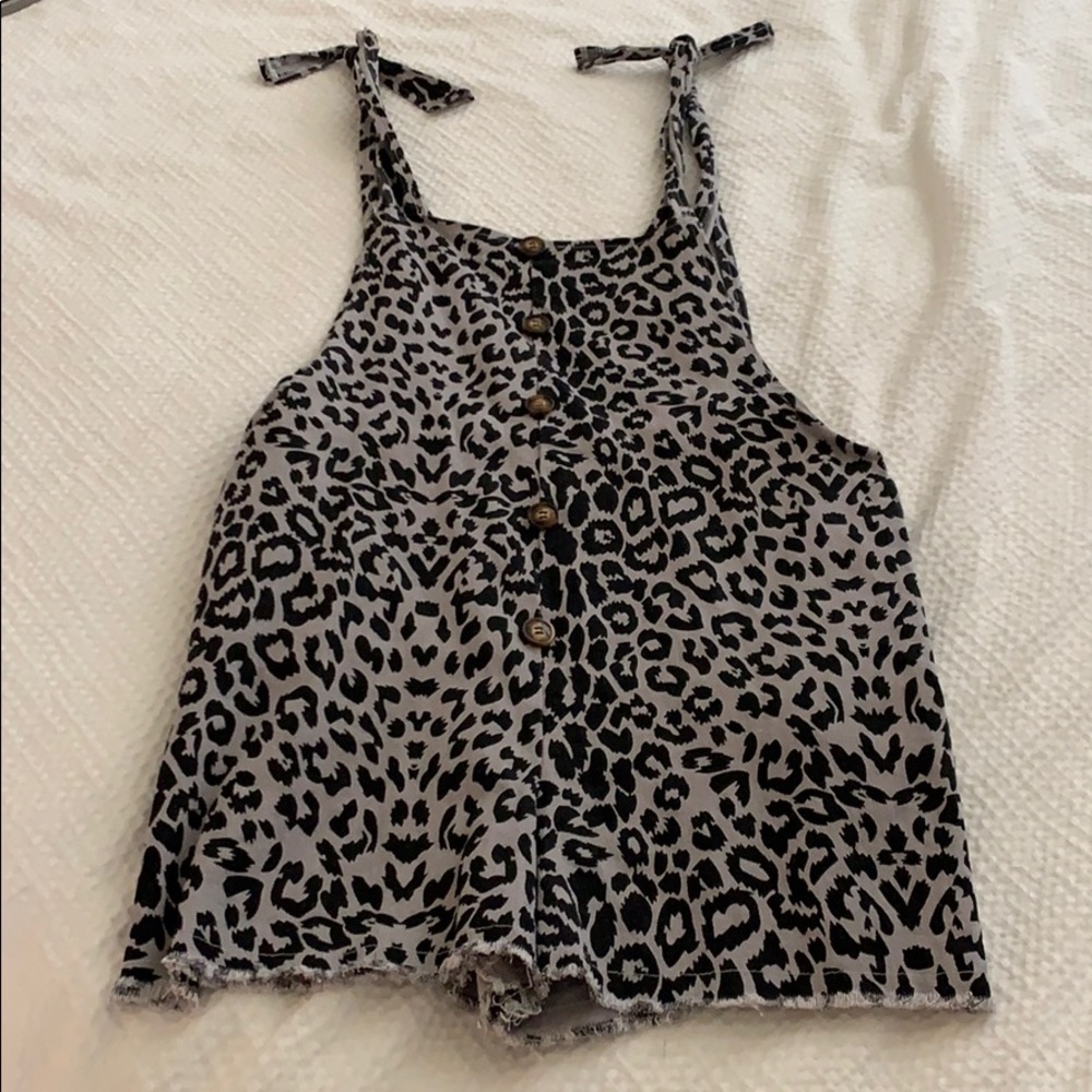 Cheetah print overalls size XL
